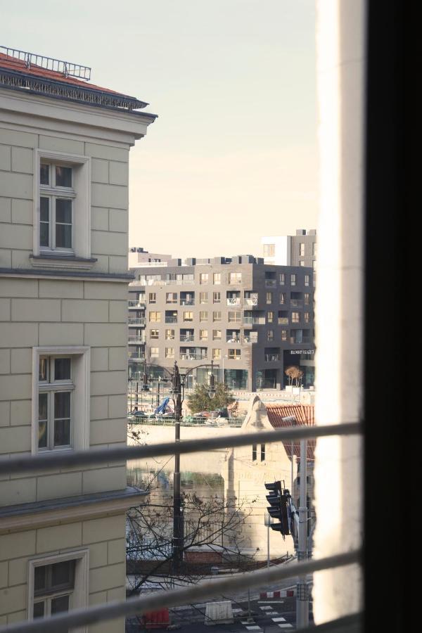 By The River And City Center - Comfortable Rooms فروتسواف المظهر الخارجي الصورة