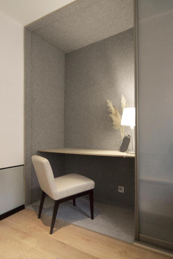 By The River And City Center - Comfortable Rooms فروتسواف المظهر الخارجي الصورة